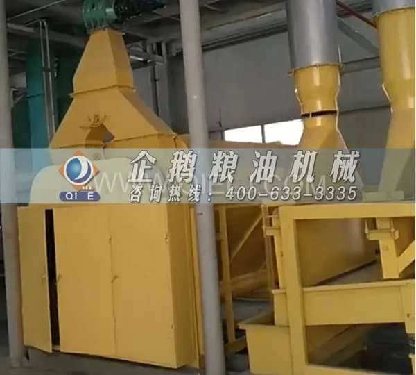 企鵝精煉設(shè)備品質(zhì)優(yōu)勝遠(yuǎn)銷國外，客戶贊不絕口多次回購(圖4)