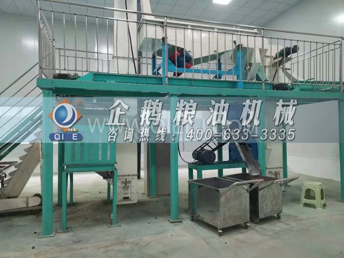 企鵝牌核桃油榨油設(shè)備，生產(chǎn)綠色健康油受大眾喜愛(圖2)